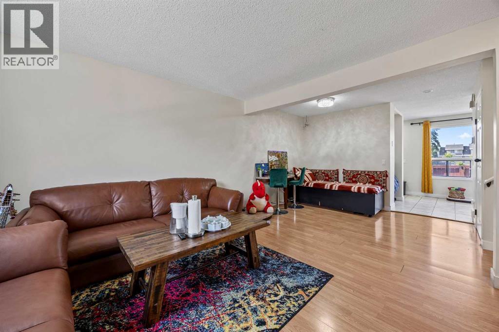 8, 4360 58 Street Ne, Calgary, Alberta  T1Y 4S4 - Photo 6 - A2306168