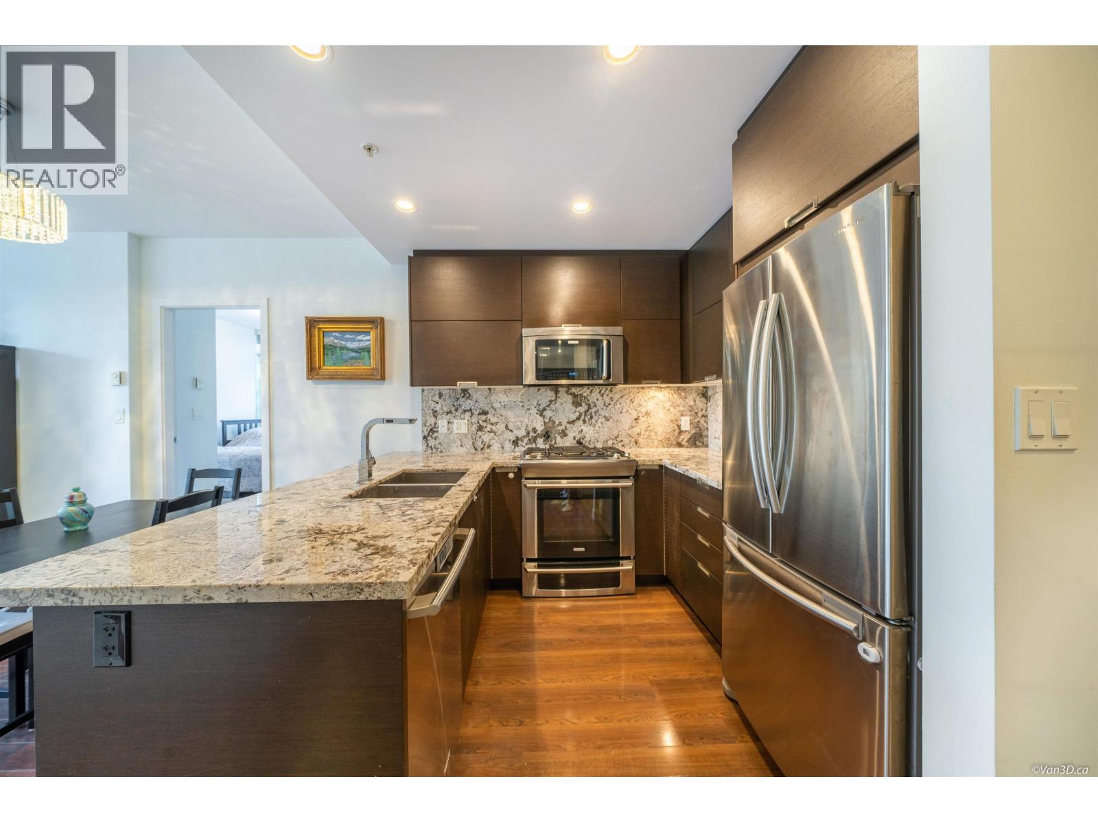 201 2077 Rosser Avenue, Burnaby, British Columbia  V5C 0G6 - Photo 6 - R3119281