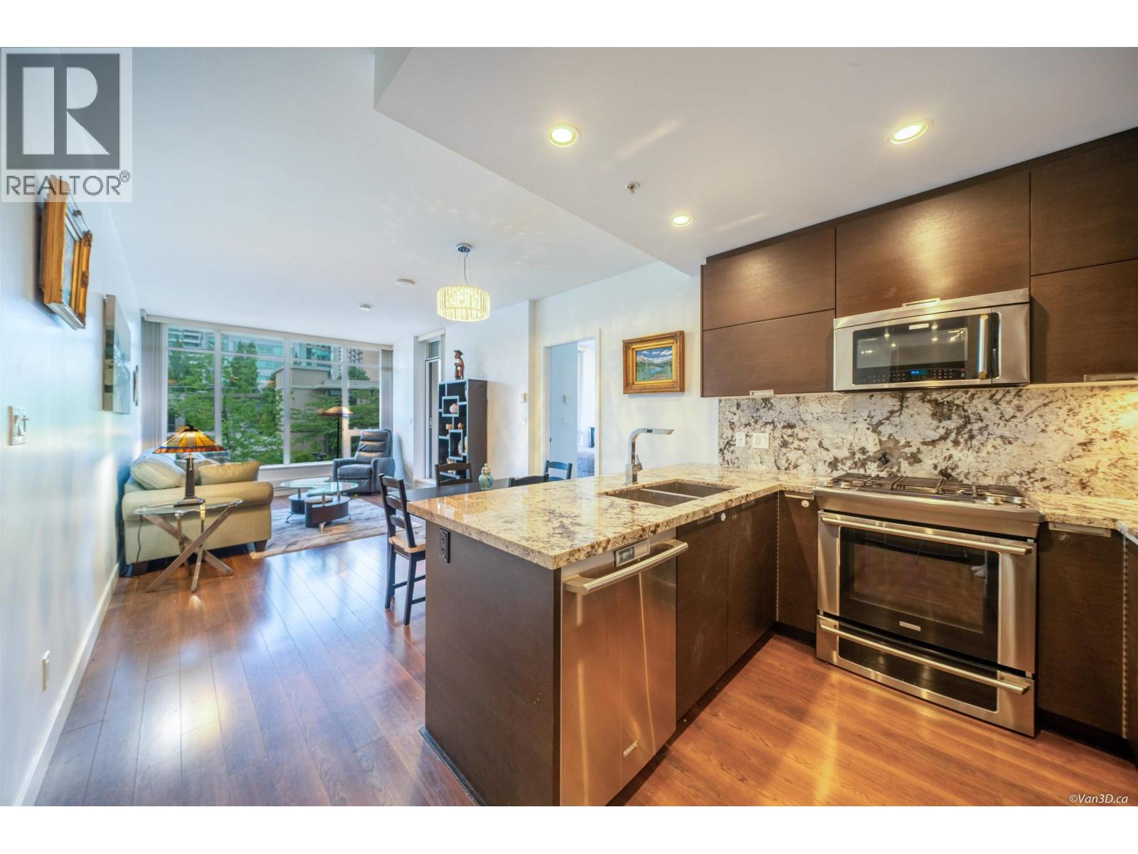 201 2077 Rosser Avenue, Burnaby, British Columbia  V5C 0G6 - Photo 7 - R3119281