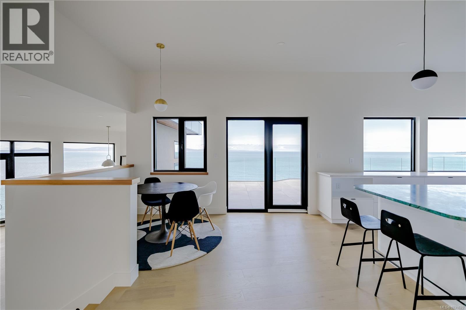 4351 Gordon Head Rd, Saanich, British Columbia  V8X 5J2 - Photo 4 - 1031622