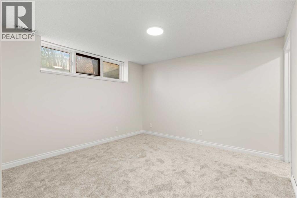 15 Patterson Drive Sw, Calgary, Alberta  T3H 2B8 - Photo 39 - A2284852