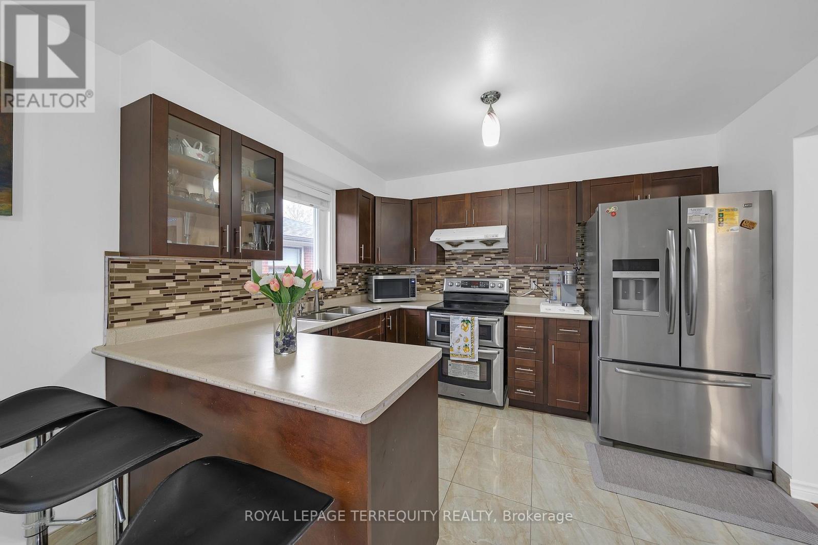 270 Grandravine Drive, Toronto, Ontario  M3N 1J3 - Photo 12 - W13081756
