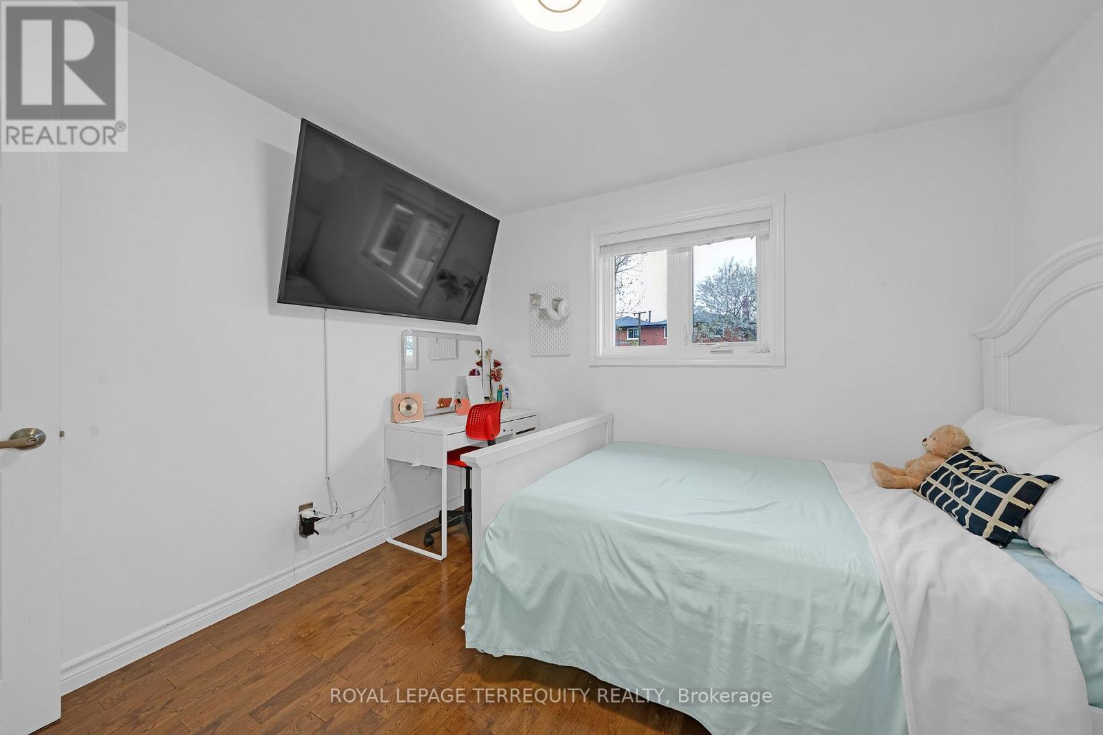 270 Grandravine Drive, Toronto, Ontario  M3N 1J3 - Photo 21 - W13081756