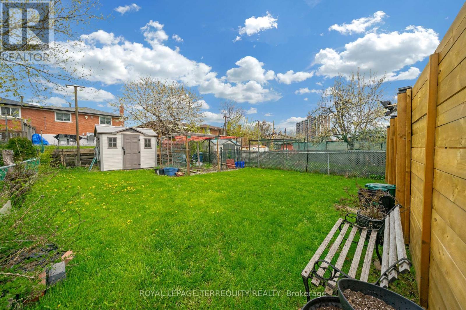 270 Grandravine Drive, Toronto, Ontario  M3N 1J3 - Photo 35 - W13081756