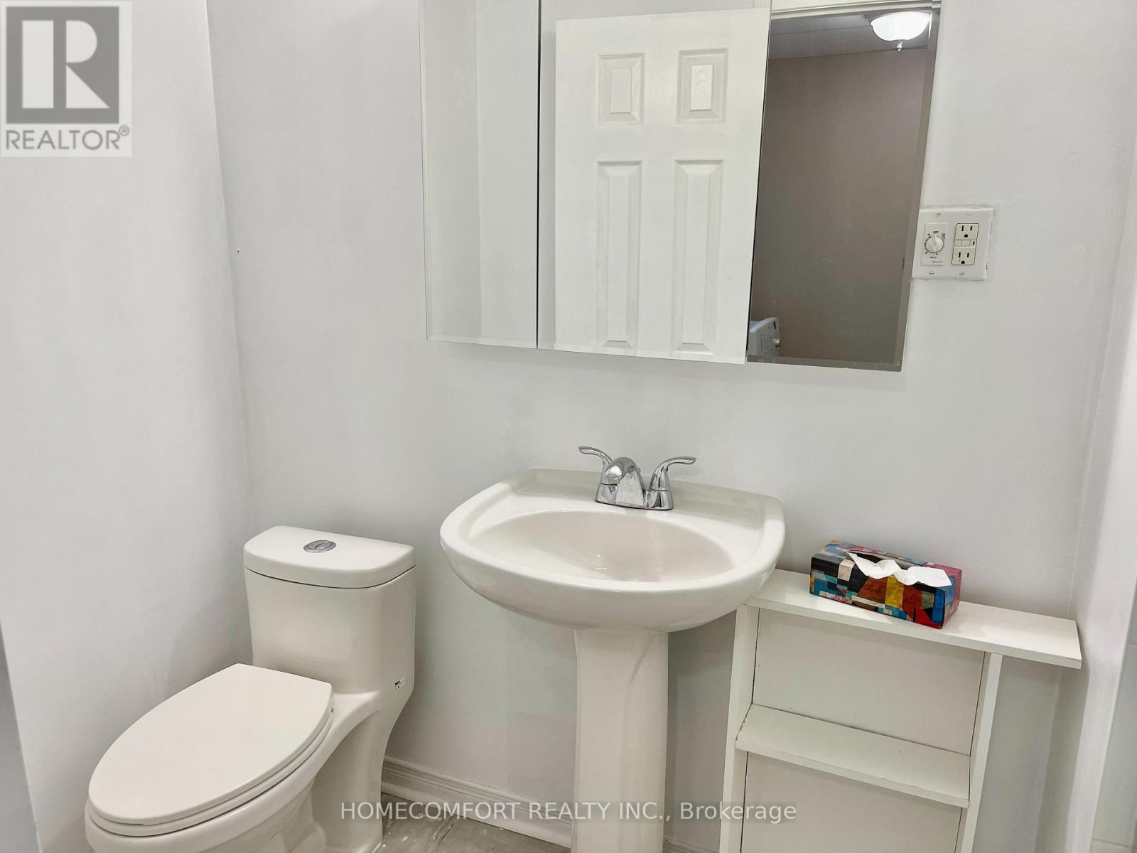 Lower - 1023 Mcbride Avenue, Mississauga, Ontario  L5C 1M3 - Photo 12 - W13081766