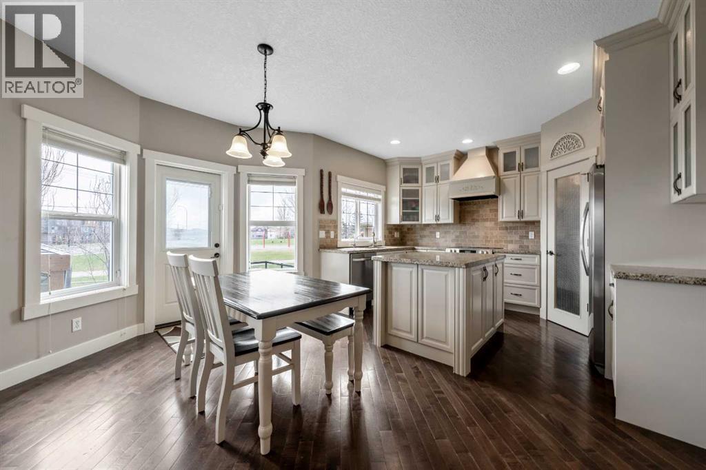 133 Channelside Cove SW, Airdrie, Alberta  T4B 2J1 - Photo 12 - A2306073