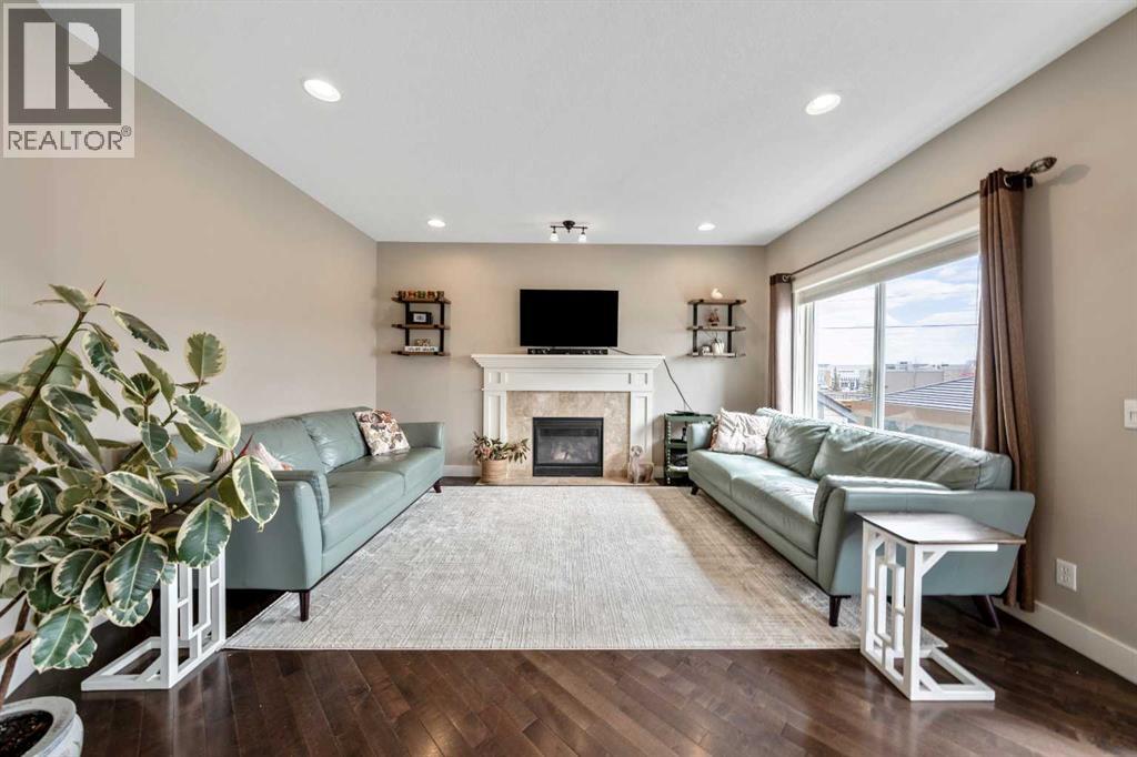 133 Channelside Cove SW, Airdrie, Alberta  T4B 2J1 - Photo 16 - A2306073