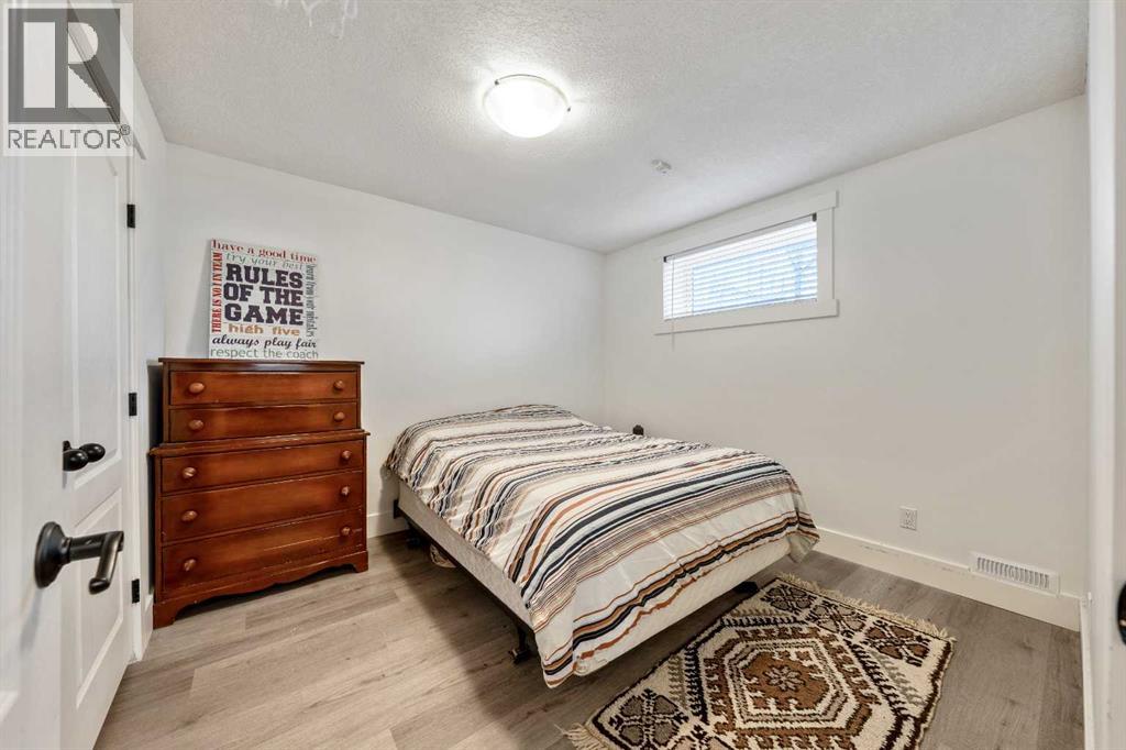 133 Channelside Cove SW, Airdrie, Alberta  T4B 2J1 - Photo 36 - A2306073