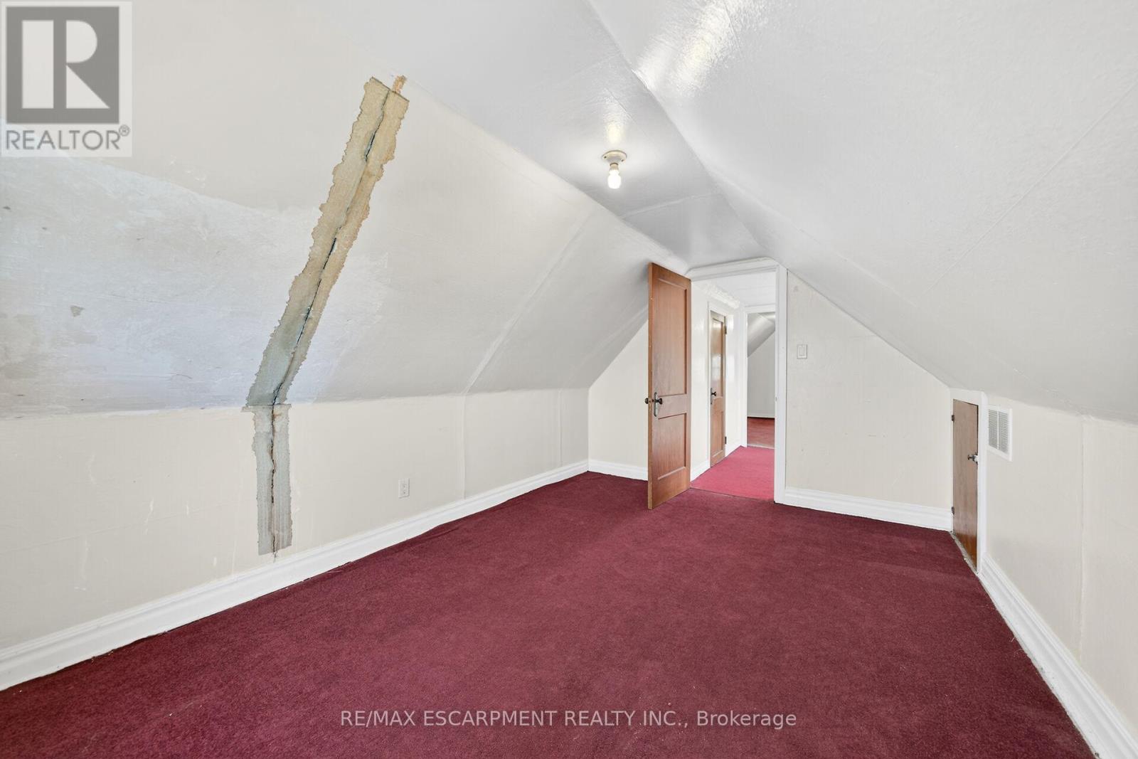 90 Belview Avenue, Hamilton, Ontario  L8L 7K8 - Photo 36 - X13081734