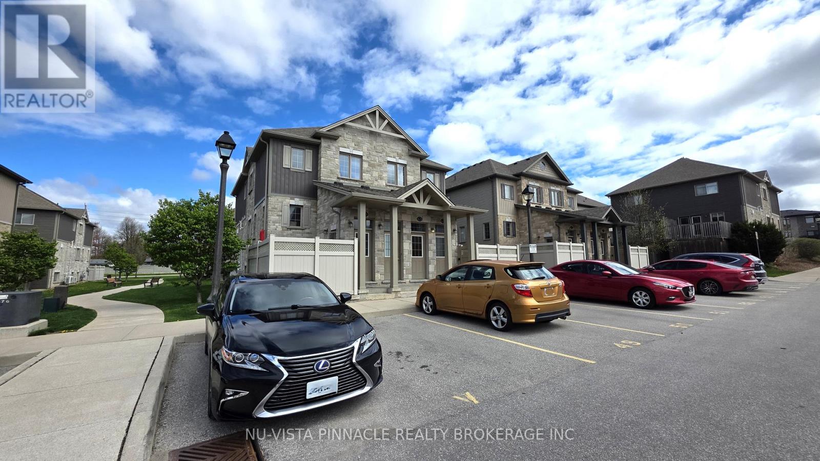 63 - 3200 Singleton Avenue, London South, Ontario  N6L 0C7 - Photo 2 - X13081776