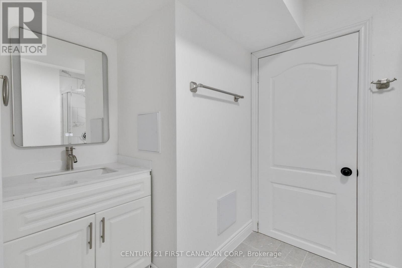 Lower - 2043 Cedarpark Drive W, London North, Ontario  N5X 0N2 - Photo 11 - X13081780