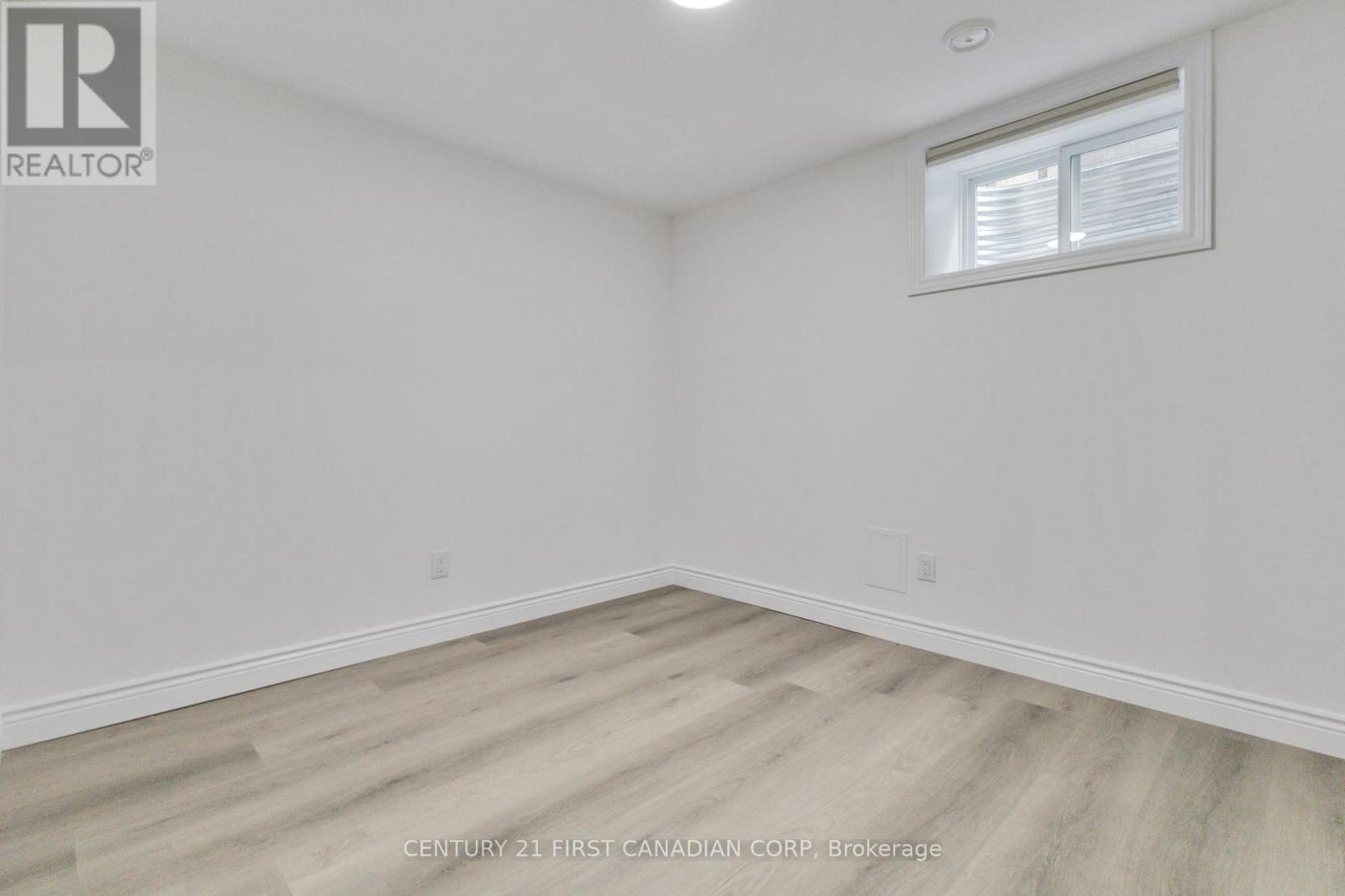 Lower - 2043 Cedarpark Drive W, London North, Ontario  N5X 0N2 - Photo 12 - X13081780