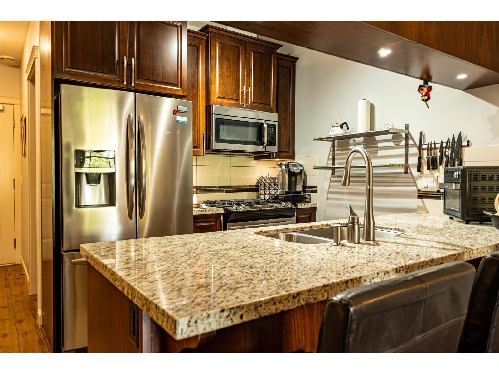 216 8067 207 Street, Langley, British Columbia  V2Y 0N9 - Photo 4 - R3116887