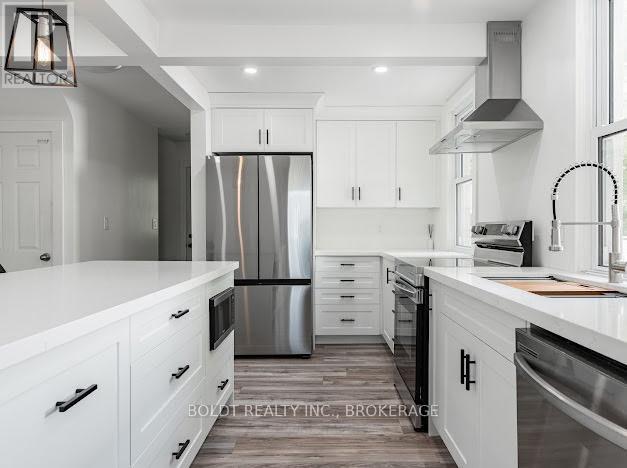 3047 Saint Patrick Avenue, Niagara Falls (Stamford), Ontario  L2J 2M7 - Photo 11 - X13081858