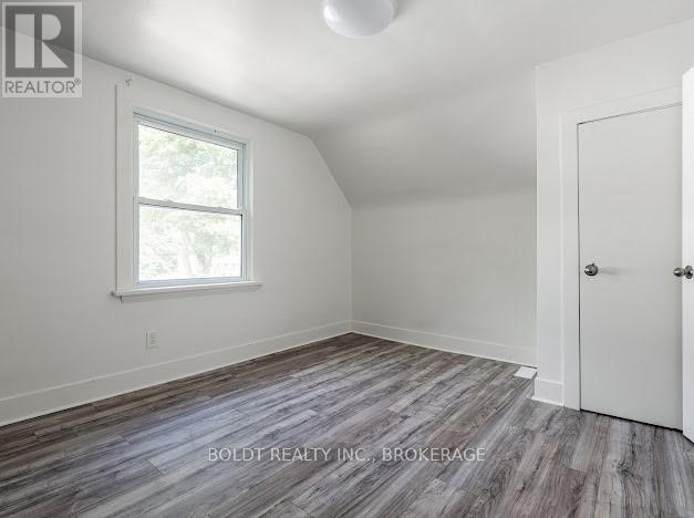 3047 Saint Patrick Avenue, Niagara Falls (Stamford), Ontario  L2J 2M7 - Photo 15 - X13081858