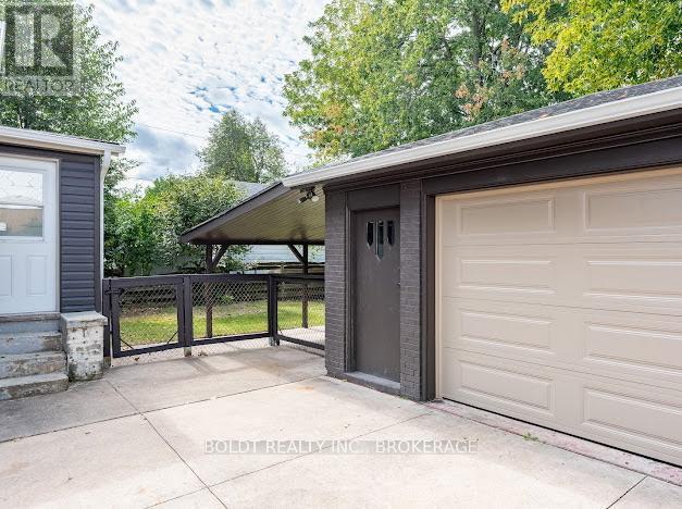 3047 Saint Patrick Avenue, Niagara Falls (Stamford), Ontario  L2J 2M7 - Photo 27 - X13081858