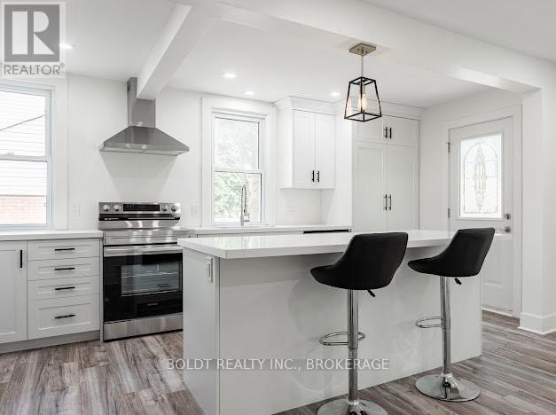 3047 Saint Patrick Avenue, Niagara Falls (Stamford), Ontario  L2J 2M7 - Photo 9 - X13081858