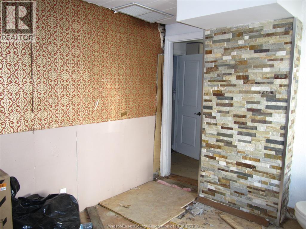 880 University Ave E, Windsor, Ontario  N9A 2Z9 - Photo 21 - 26009896