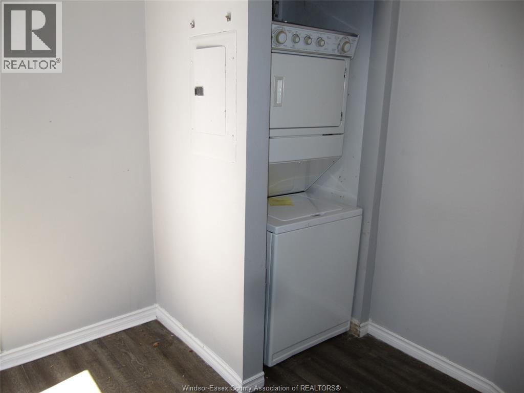 880 University Ave E, Windsor, Ontario  N9A 2Z9 - Photo 13 - 26009893