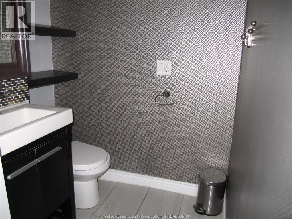 880 University Ave E, Windsor, Ontario  N9A 2Z9 - Photo 15 - 26009893