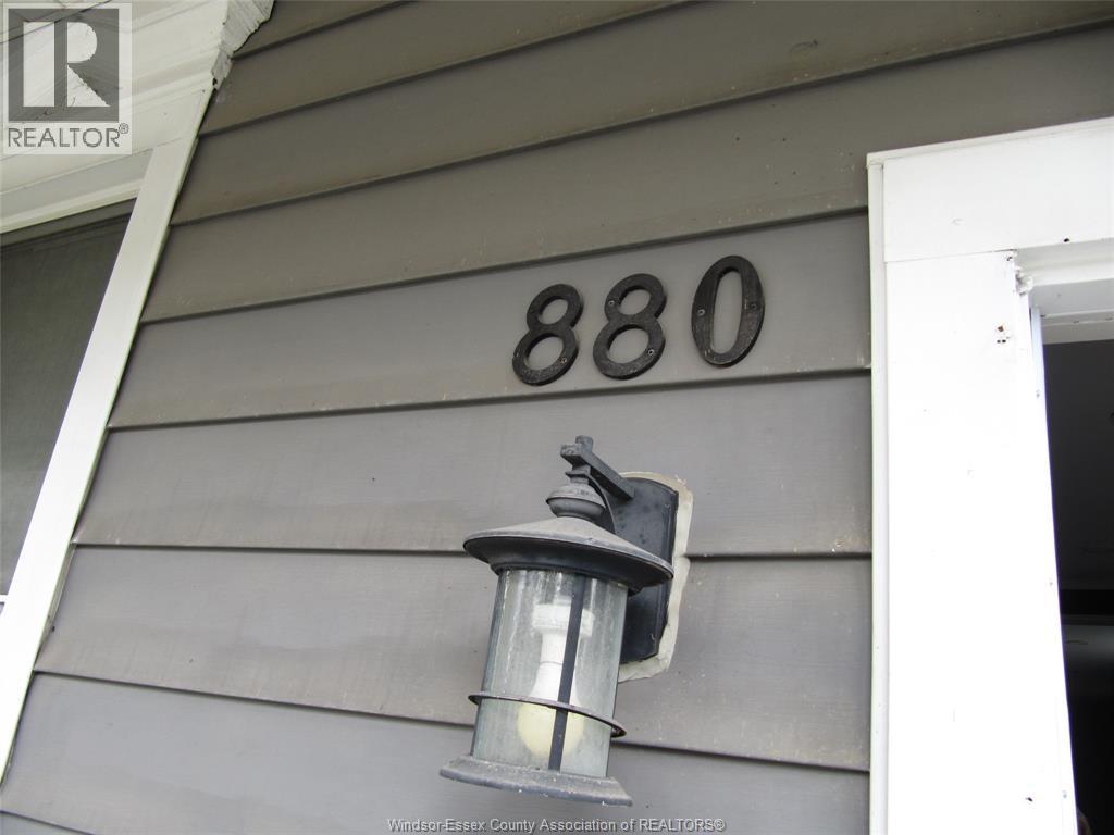 880 University Ave E, Windsor, Ontario  N9A 2Z9 - Photo 2 - 26009893