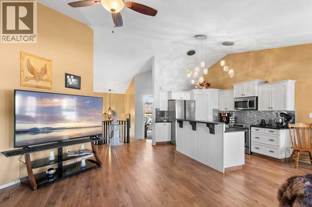 78 Lakeway Boulevard, Sylvan Lake, Alberta  T4S 2P5 - Photo 9 - A2305795