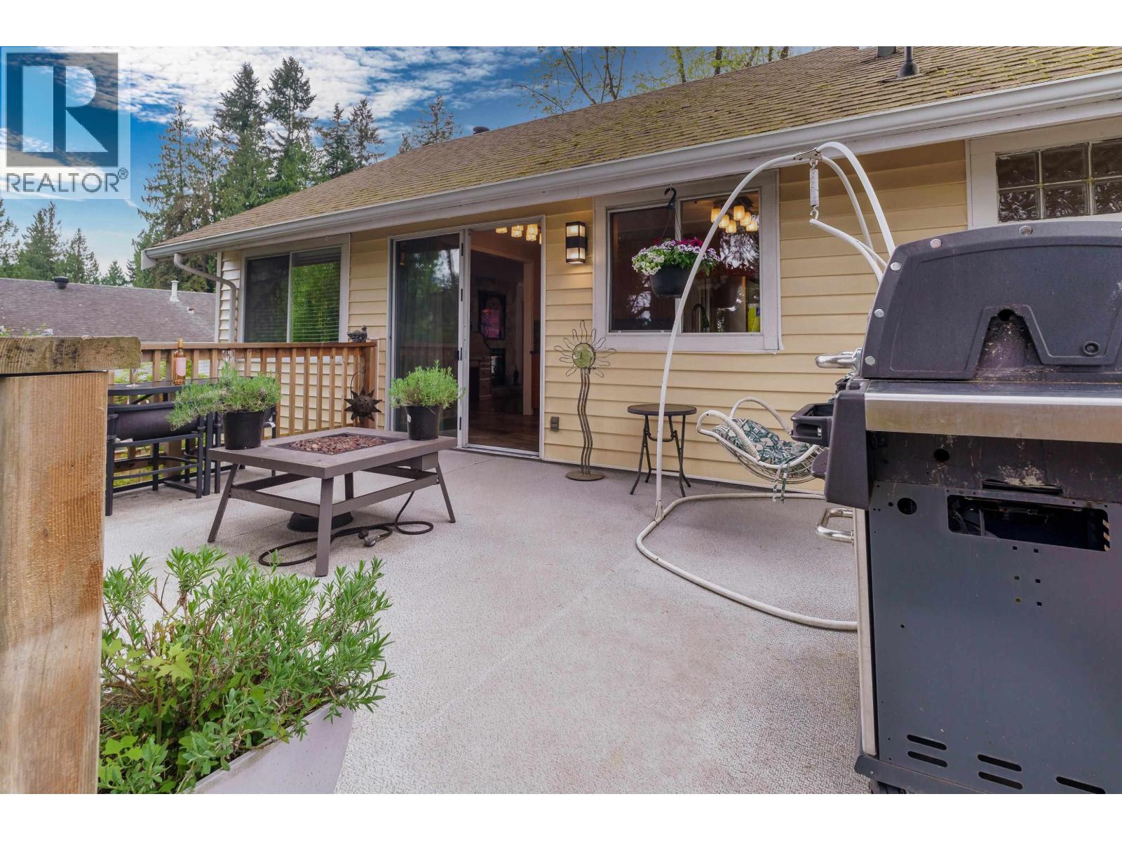1853 Windermere Avenue, Port Coquitlam, British Columbia  V3B 2K5 - Photo 5 - R3119186