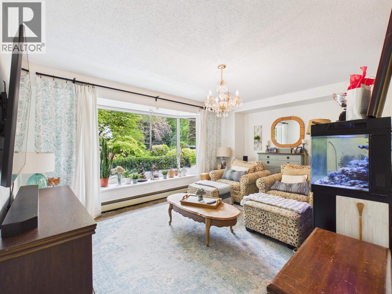 13205 Cedar Way, Maple Ridge, British Columbia  V4R 2T4 - Photo 17 - R3119225