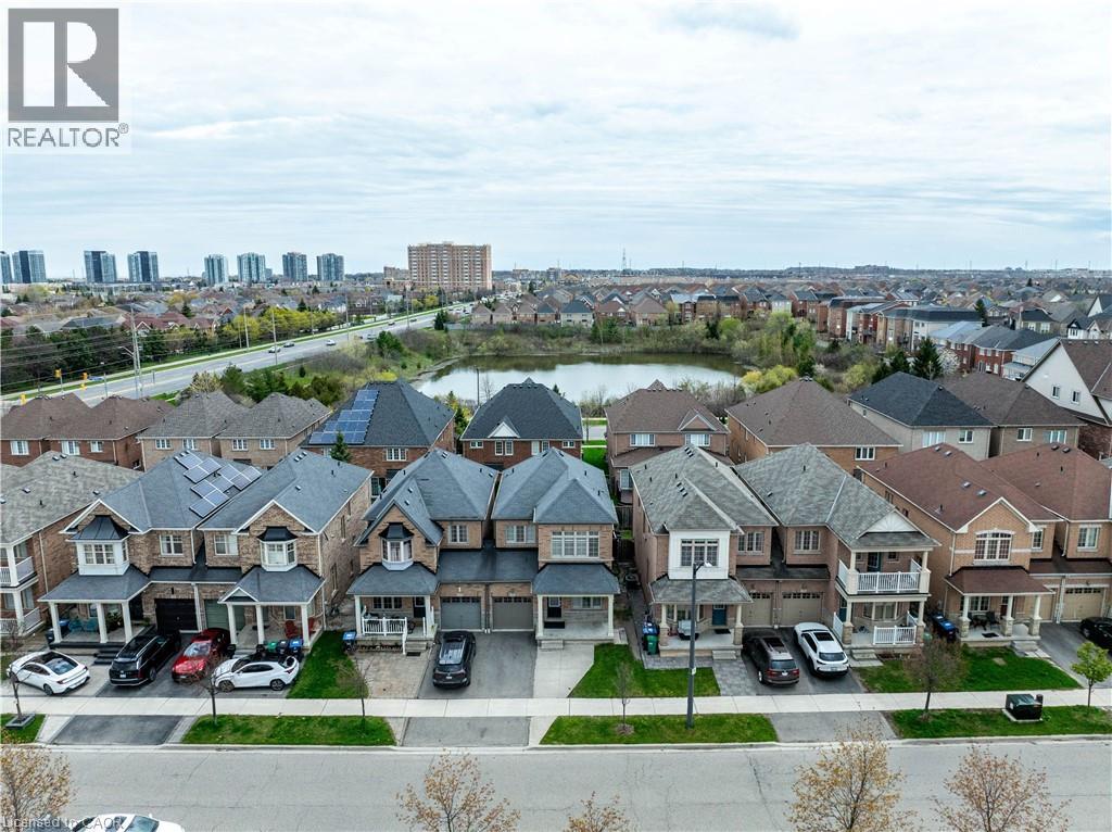 5486 Fudge Terrace, Mississauga, Ontario  L5M 0M8 - Photo 4 - 40826232