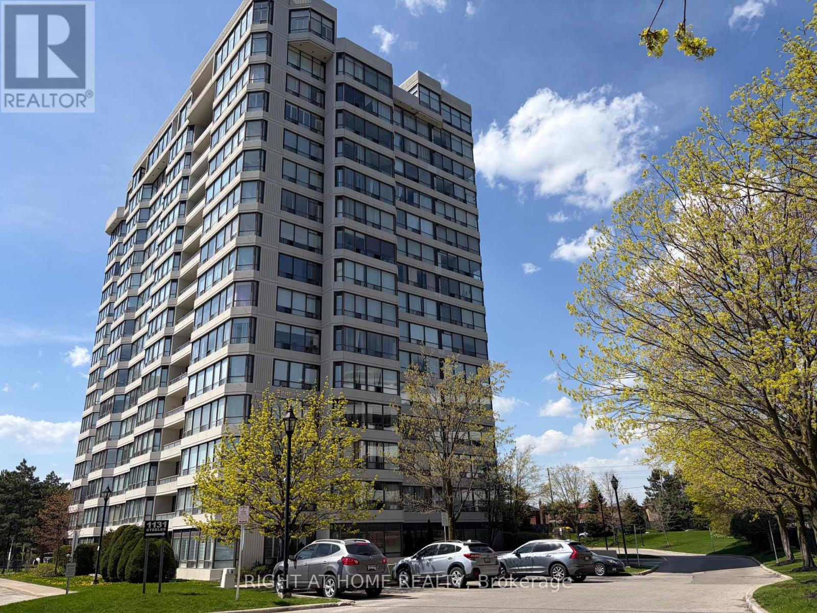 202 - 1131 Steeles Avenue W, Toronto, Ontario  M2R 3W8 - Photo 1 - C13081784