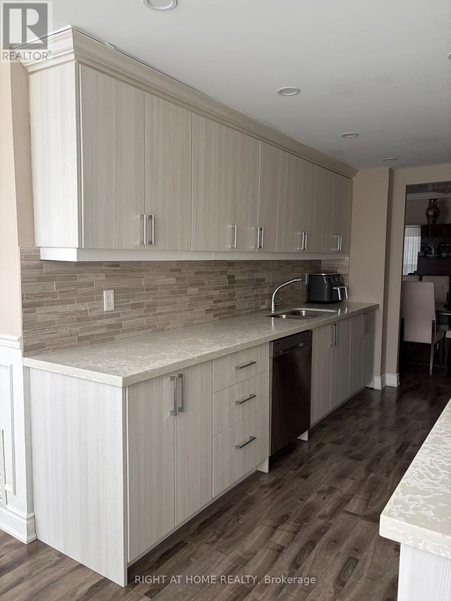 202 - 1131 Steeles Avenue W, Toronto, Ontario  M2R 3W8 - Photo 12 - C13081784