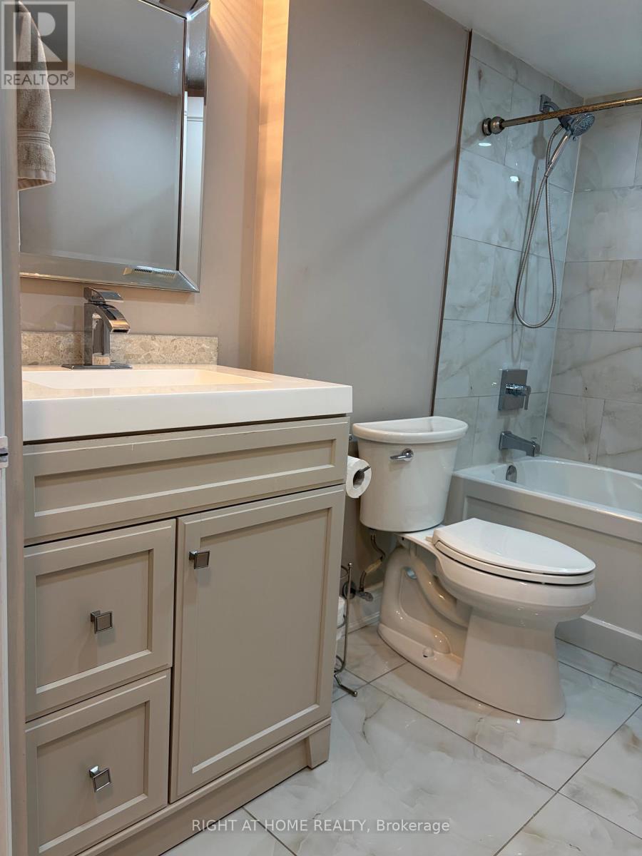 202 - 1131 Steeles Avenue W, Toronto, Ontario  M2R 3W8 - Photo 21 - C13081784