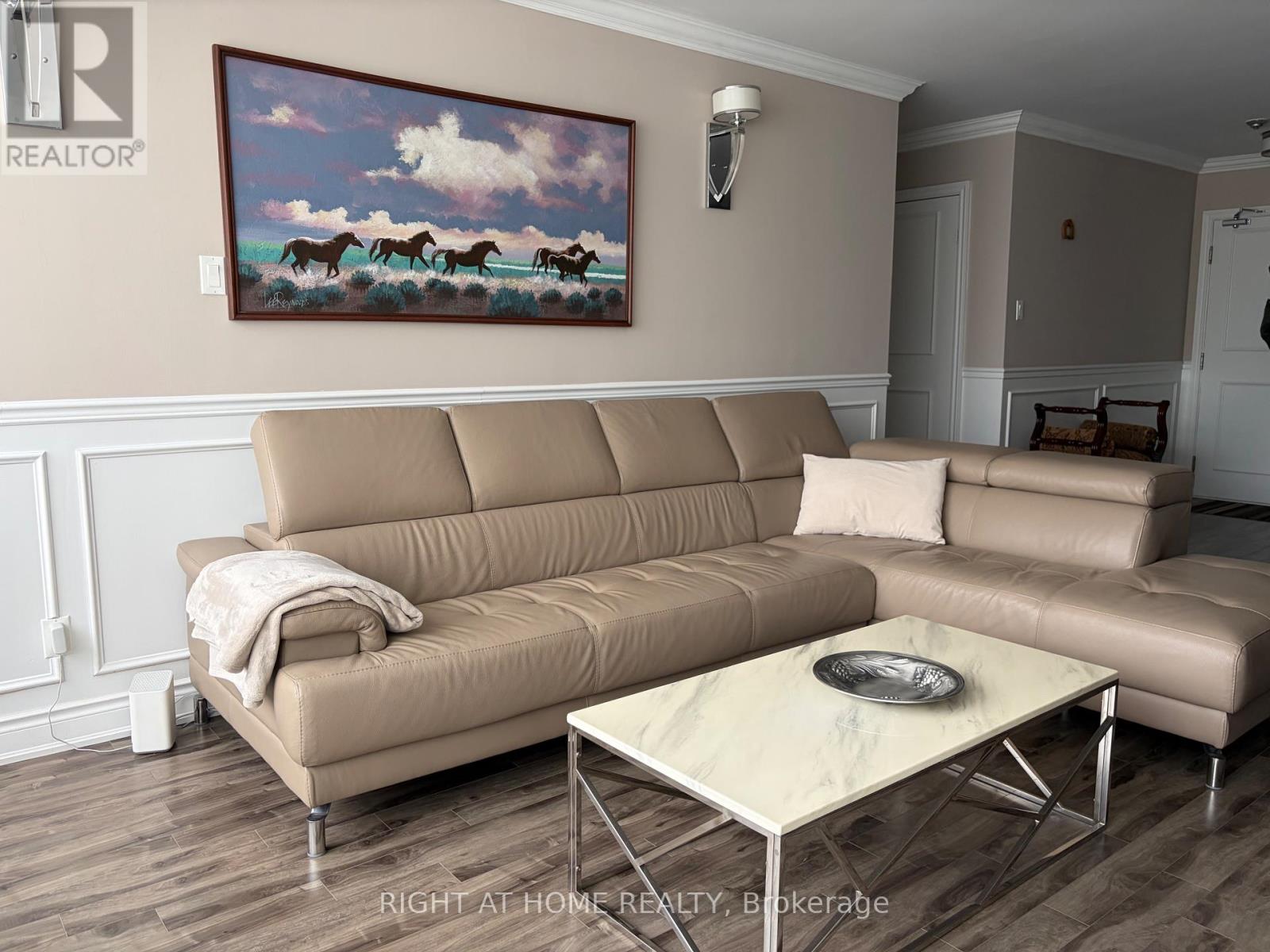 202 - 1131 Steeles Avenue W, Toronto, Ontario  M2R 3W8 - Photo 8 - C13081784