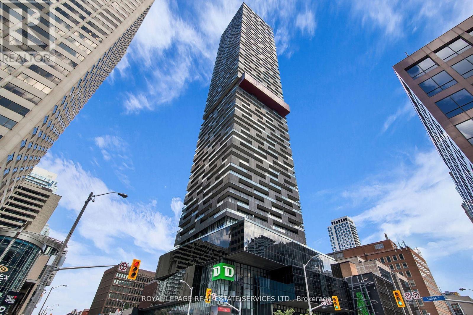 4008 - 8 EGLINTON AVENUE E, Toronto, Ontario