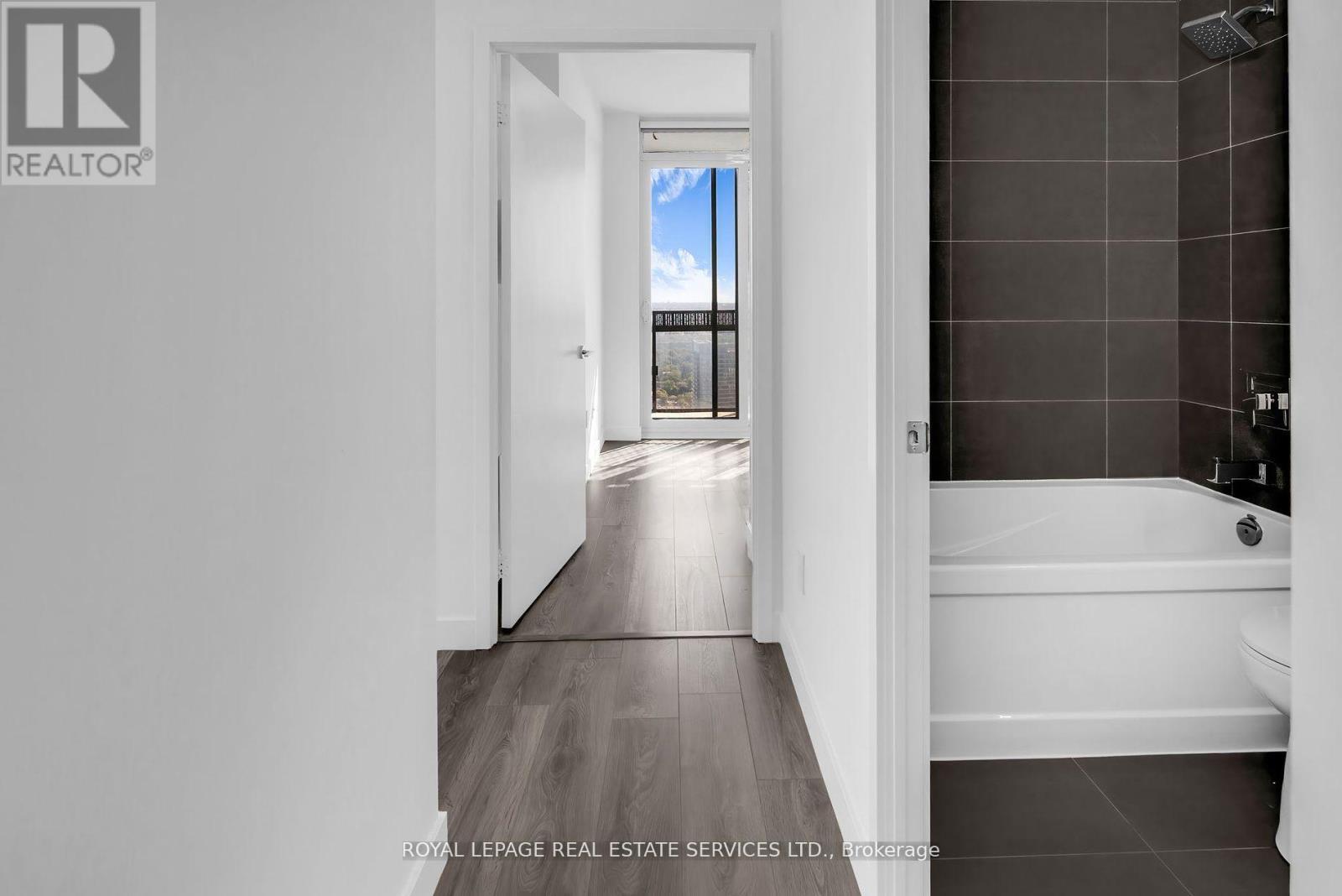 4008 - 8 Eglinton Avenue E, Toronto (Mount Pleasant West), Ontario  M4P 0C1 - Photo 10 - C13081798