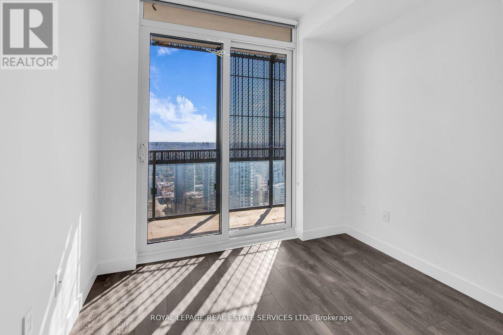 4008 - 8 Eglinton Avenue E, Toronto (Mount Pleasant West), Ontario  M4P 0C1 - Photo 11 - C13081798