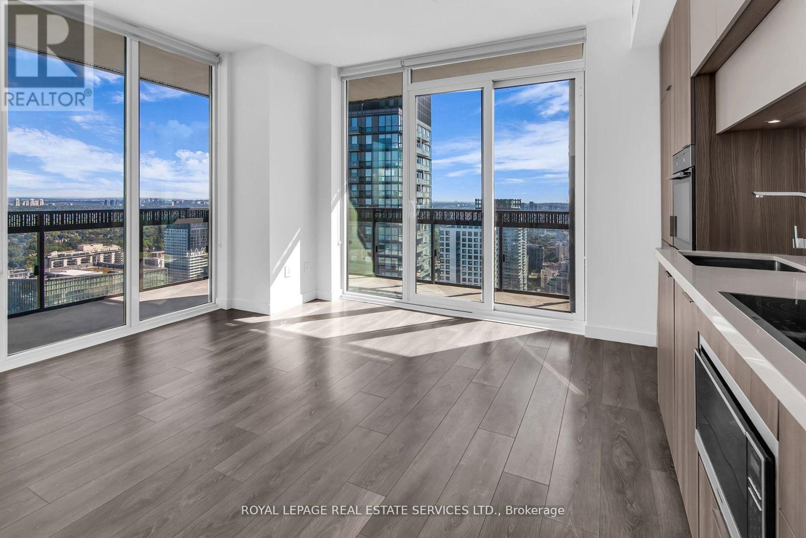 4008 - 8 Eglinton Avenue E, Toronto (Mount Pleasant West), Ontario  M4P 0C1 - Photo 4 - C13081798
