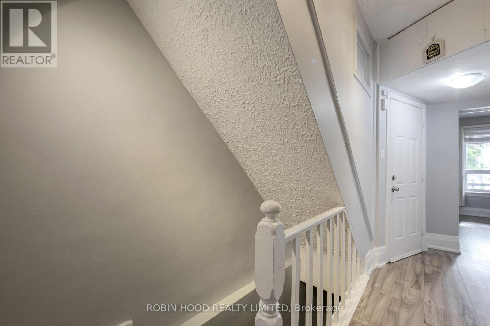 Unit 1 - 271 Albany Avenue, Toronto (Annex), Ontario  M5R 3C7 - Photo 12 - C13081826