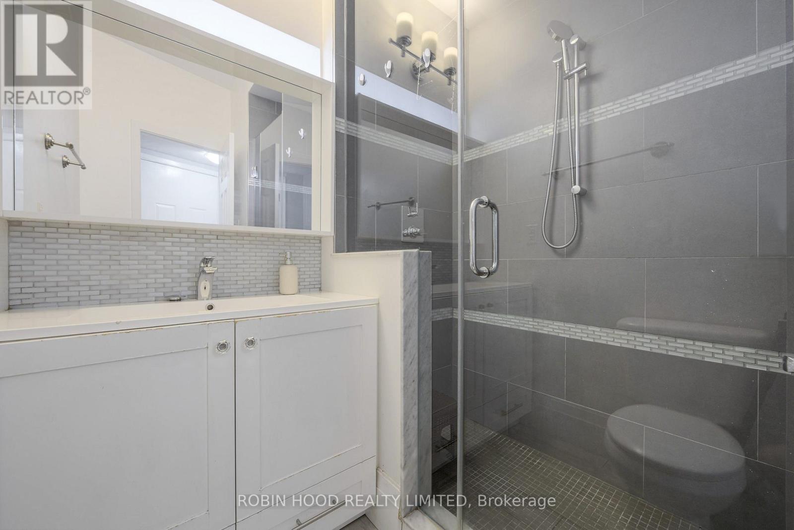 Unit 1 - 271 Albany Avenue, Toronto (Annex), Ontario  M5R 3C7 - Photo 19 - C13081826