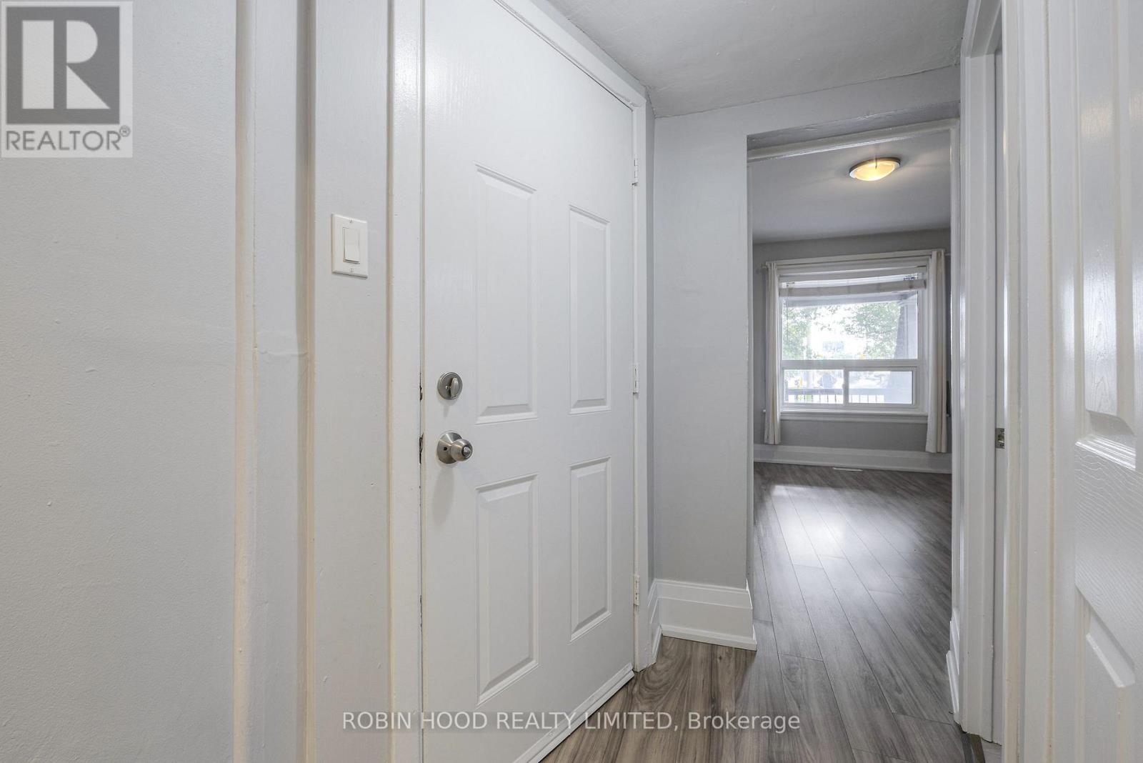 Unit 1 - 271 Albany Avenue, Toronto (Annex), Ontario  M5R 3C7 - Photo 6 - C13081826