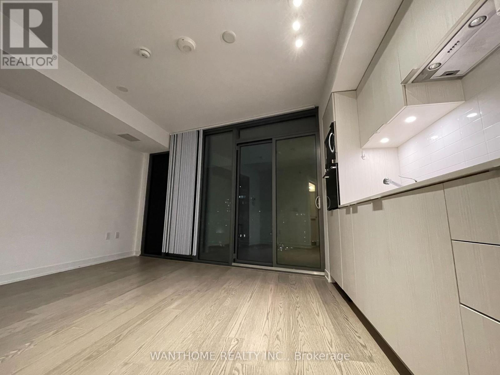 2412 - 11 Wellesley Street W, Toronto, Ontario  M4Y 0G4 - Photo 11 - C13081838