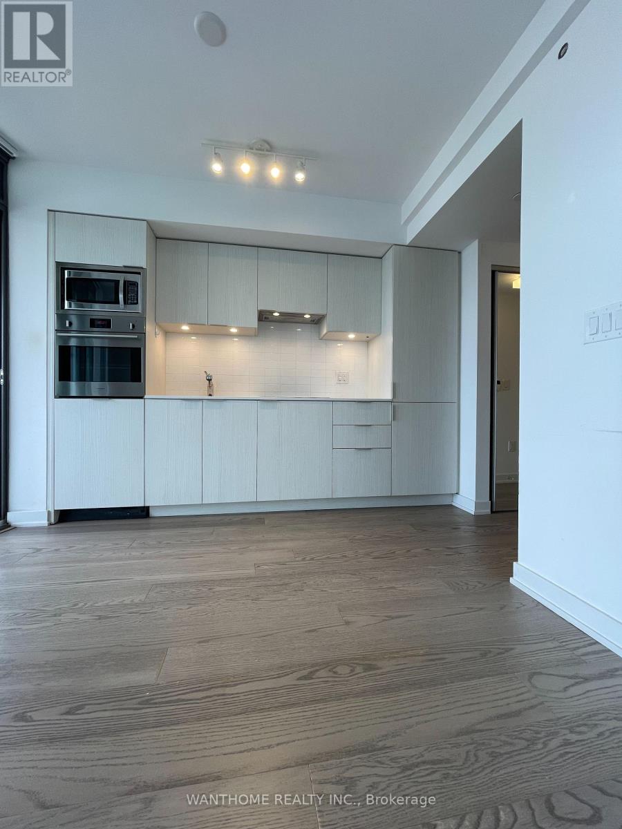 2412 - 11 Wellesley Street W, Toronto, Ontario  M4Y 0G4 - Photo 5 - C13081838