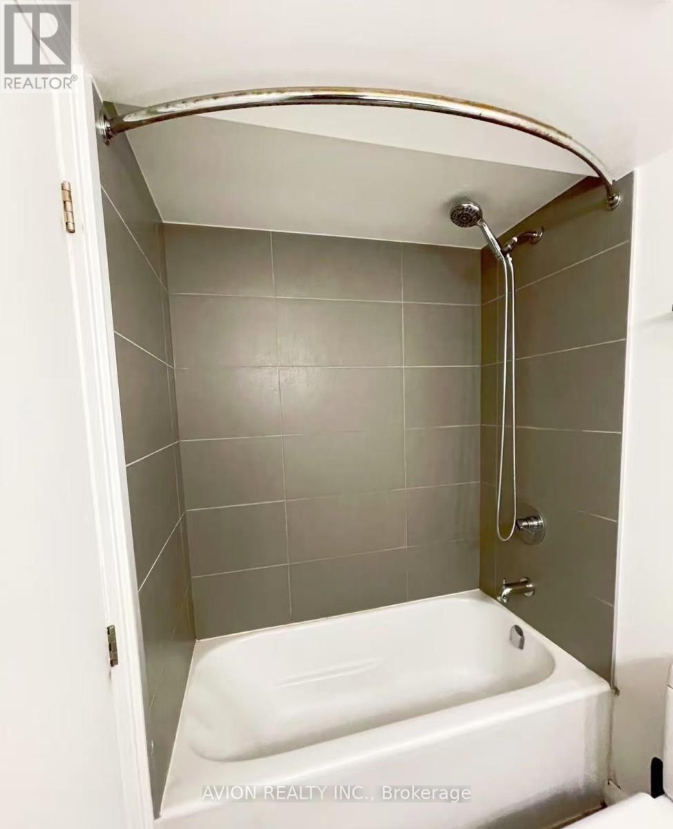 1217 - 155 Yorkville Avenue, Toronto, Ontario  M5R 1C4 - Photo 10 - C13081848