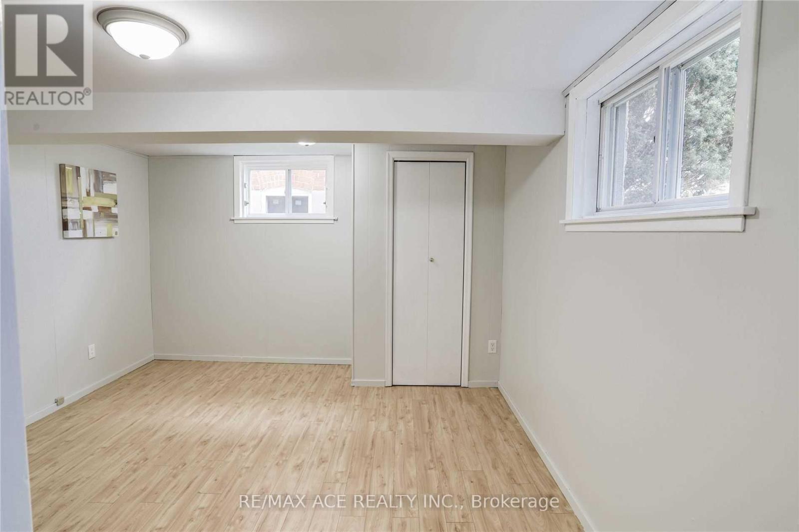 Bsmt - 6 Strode Drive, Toronto (Eglinton East), Ontario  M1J 1L9 - Photo 4 - E13081778