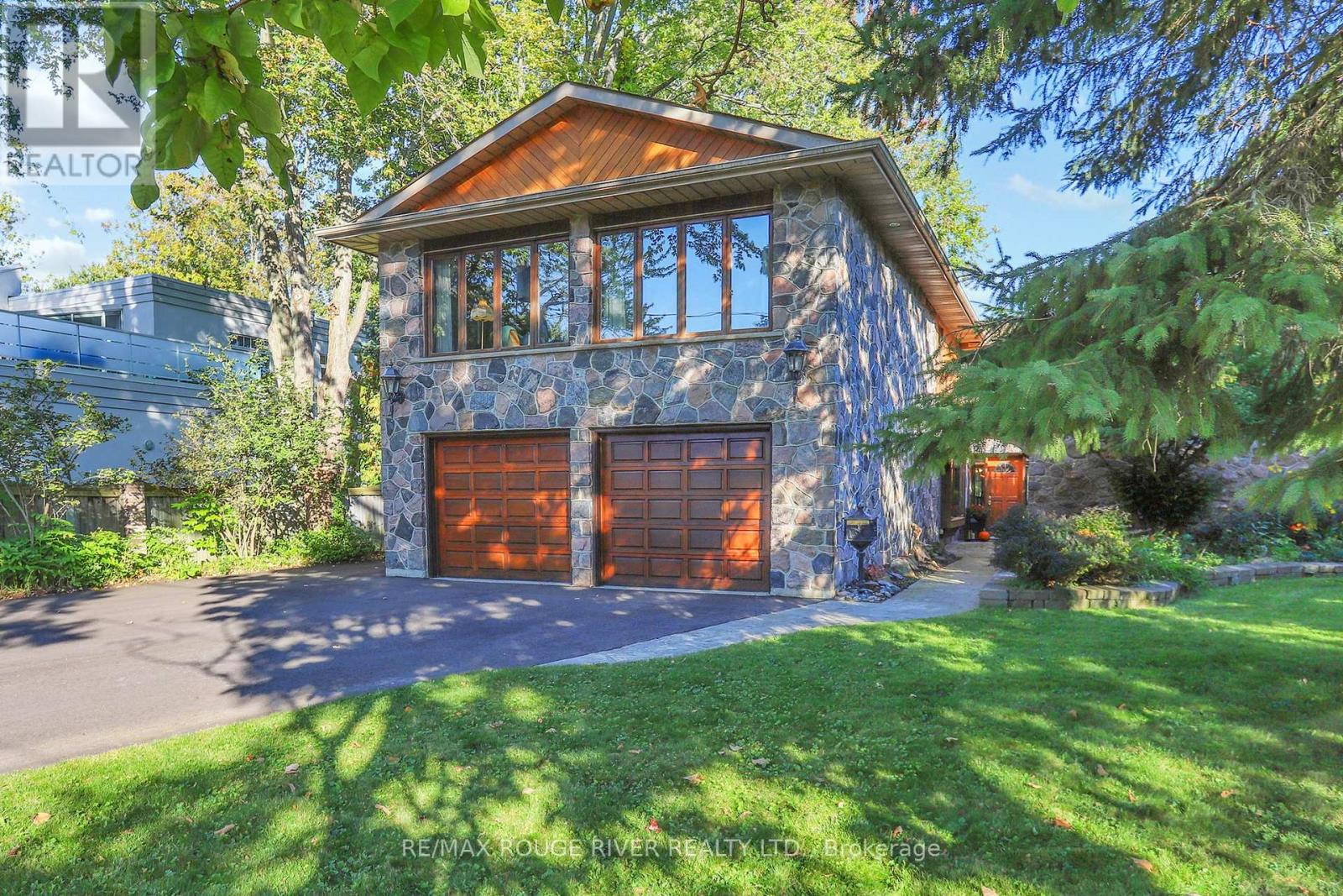 300 Taylor Road, Toronto, Ontario  M1C 2R6 - Photo 4 - E13081814