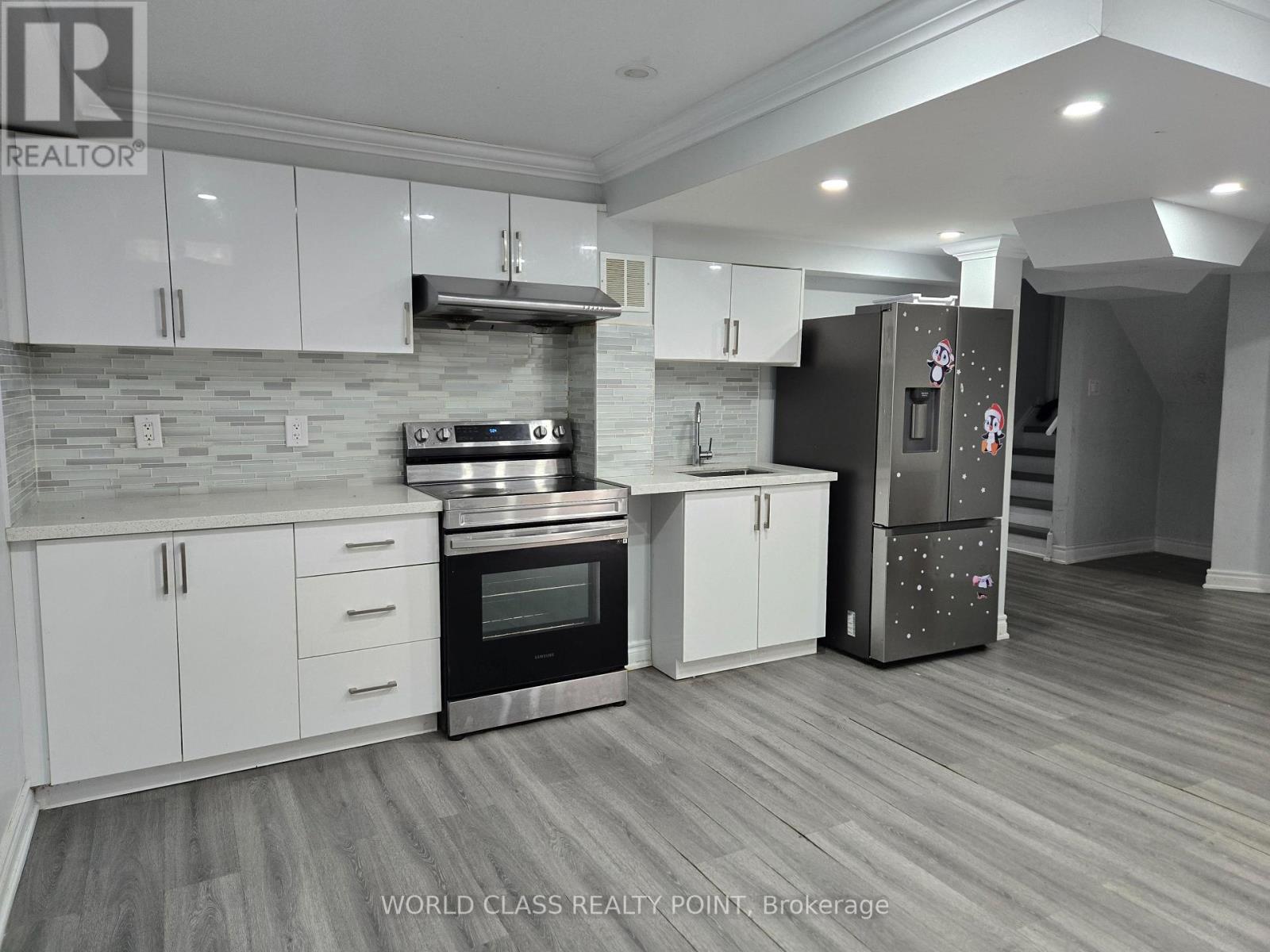 33 Rushbrooke Way, Ajax, Ontario  L1Z 2C4 - Photo 9 - E13081850