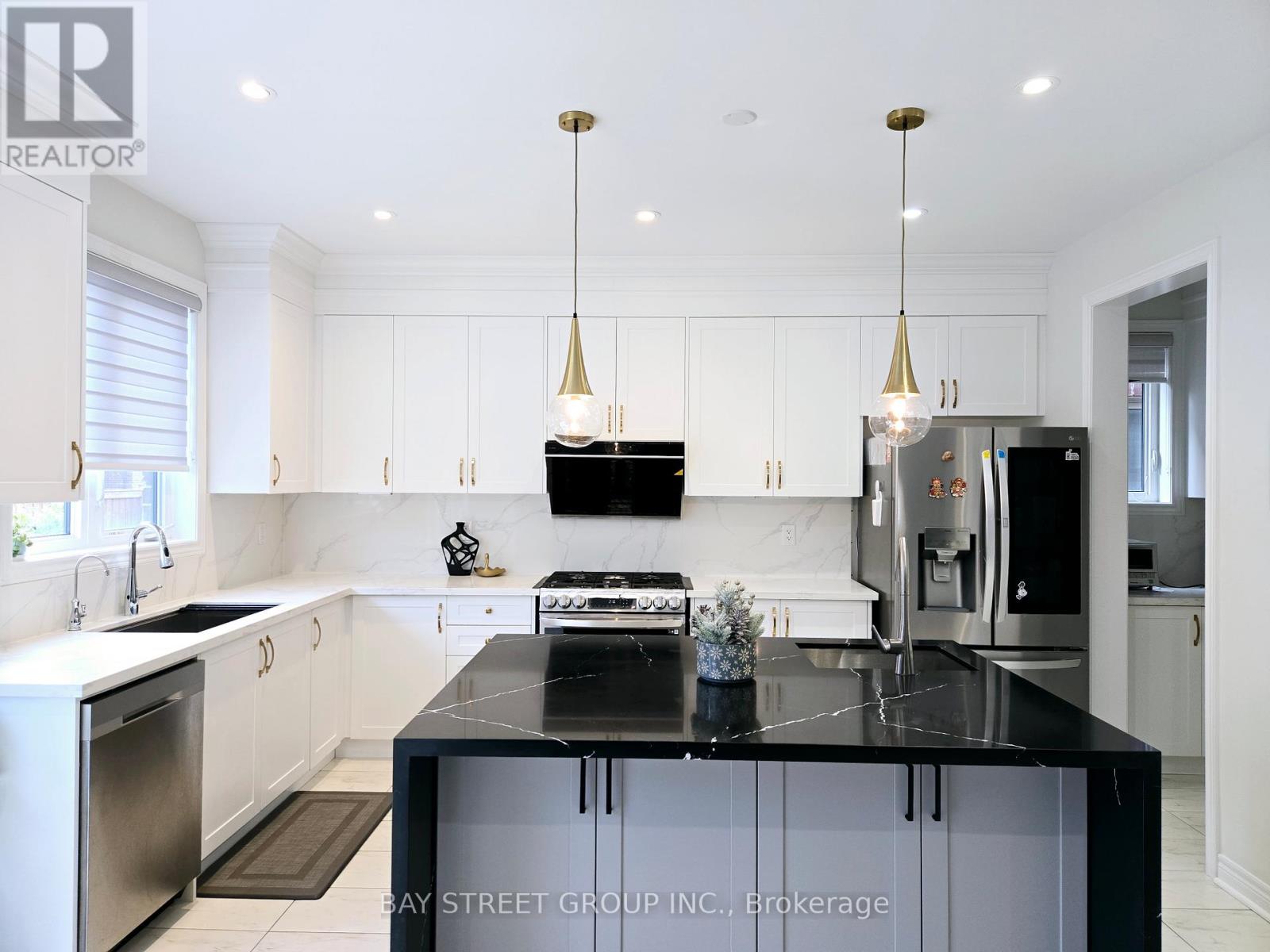 404 Baker Hill Boulevard, Whitchurch-Stouffville (Stouffville), Ontario  L4A 4P4 - Photo 6 - N13081846