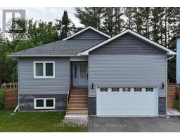 22 BERKELY STREET, Wasaga Beach, Ontario