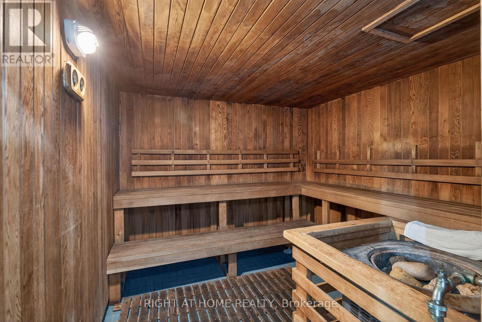 323 - 6 Humberline Drive, Toronto, Ontario  M9W 6X8 - Photo 37 - W13081788