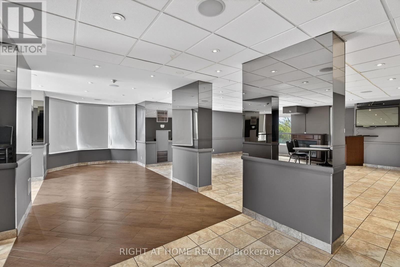 323 - 6 Humberline Drive, Toronto, Ontario  M9W 6X8 - Photo 42 - W13081788